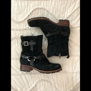 Ugg Zip Up Boots